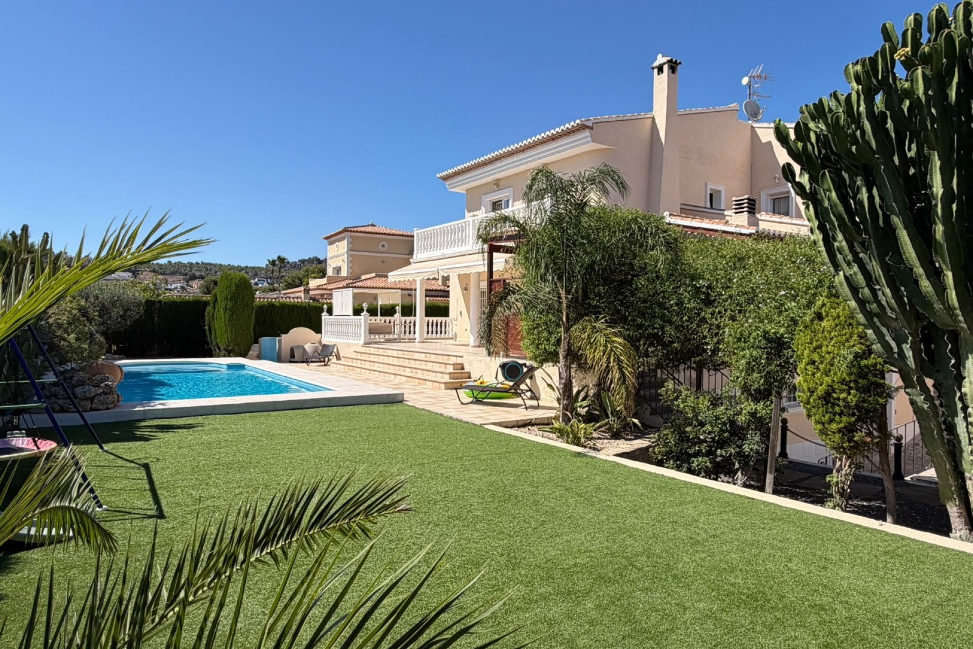 Resale - Villa - Calpe - Cometa