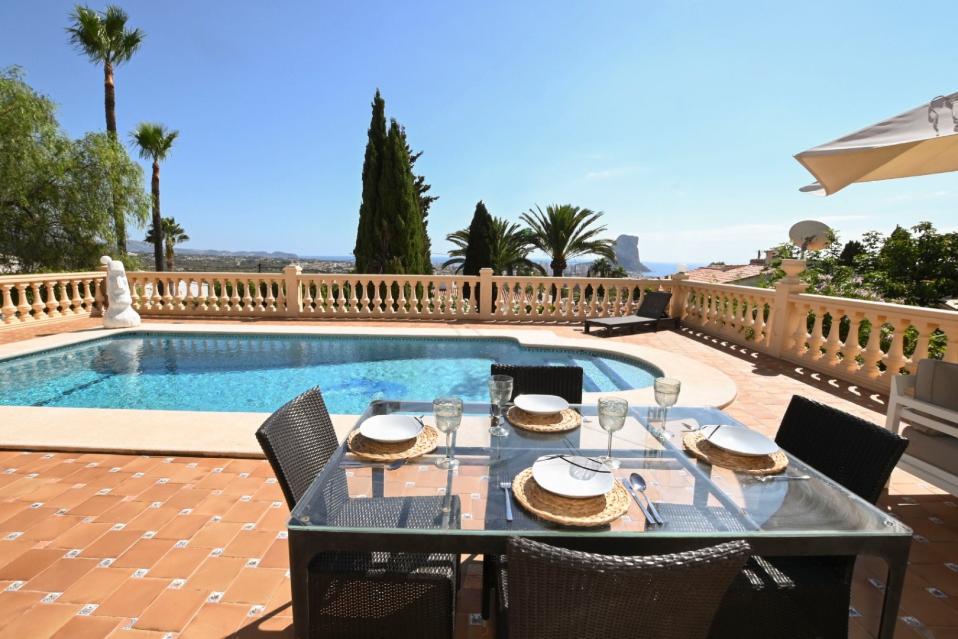 Resale - Villa - Calpe - Cucarres