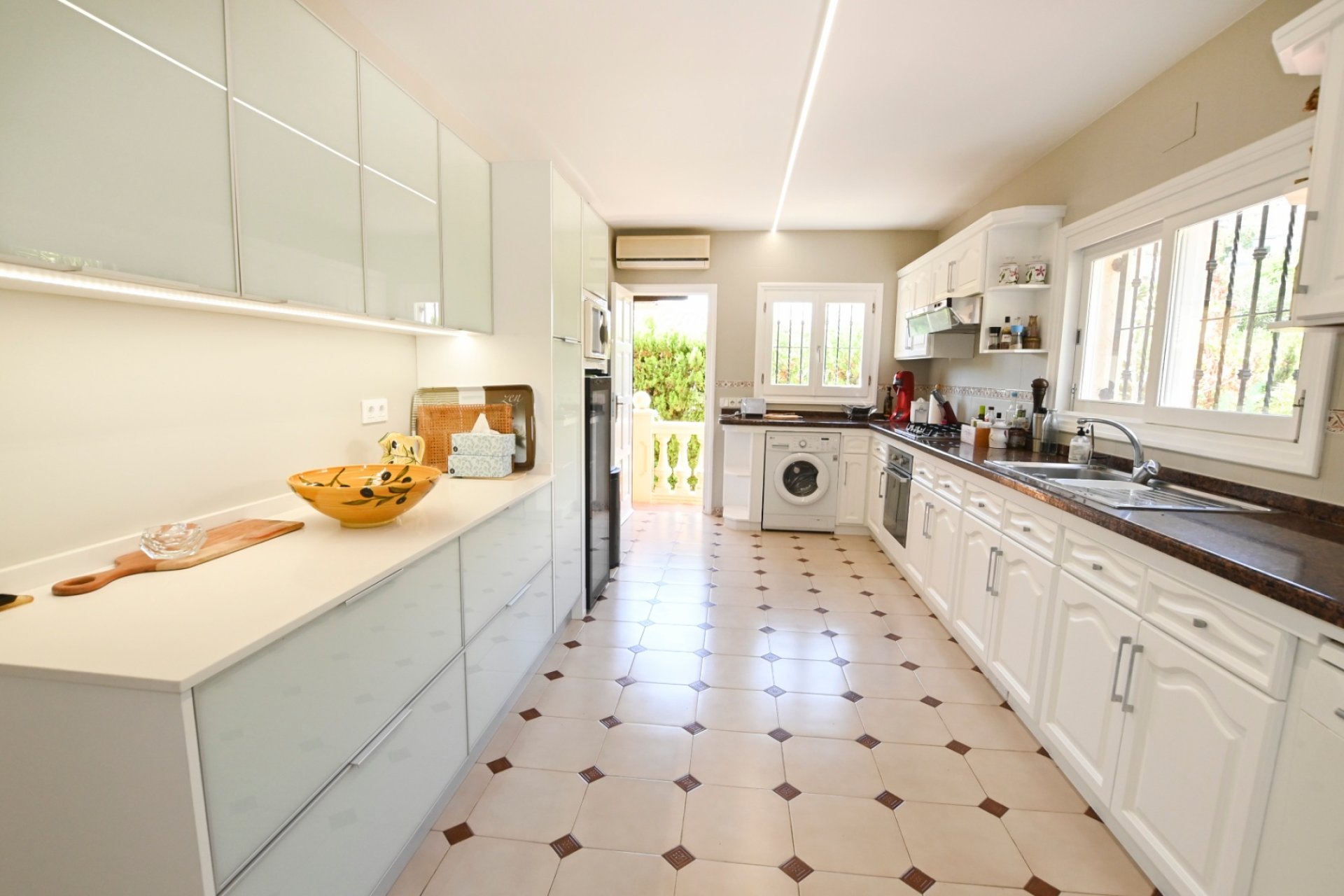 Resale - Villa - Calpe - Cucarres