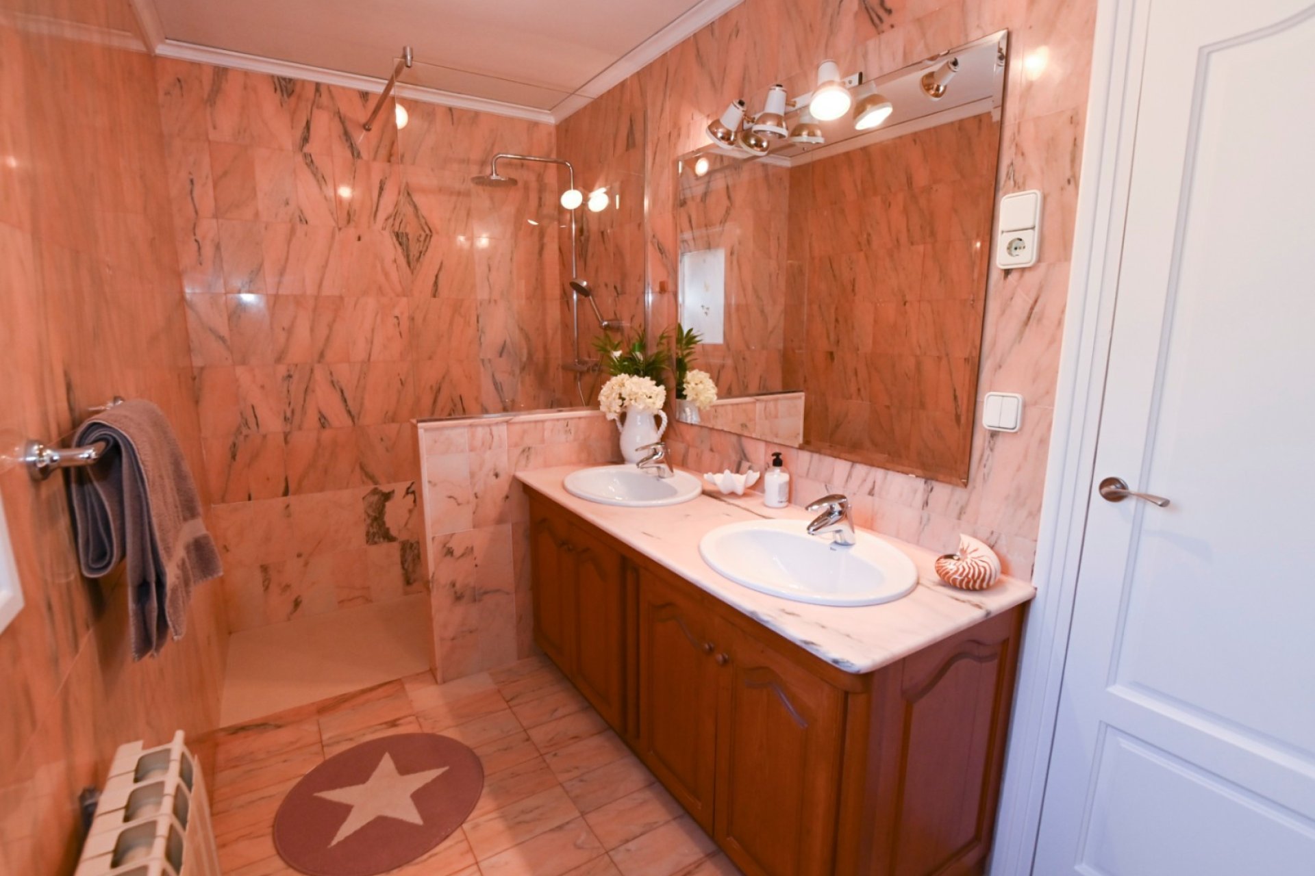 Resale - Villa - Calpe - Cucarres