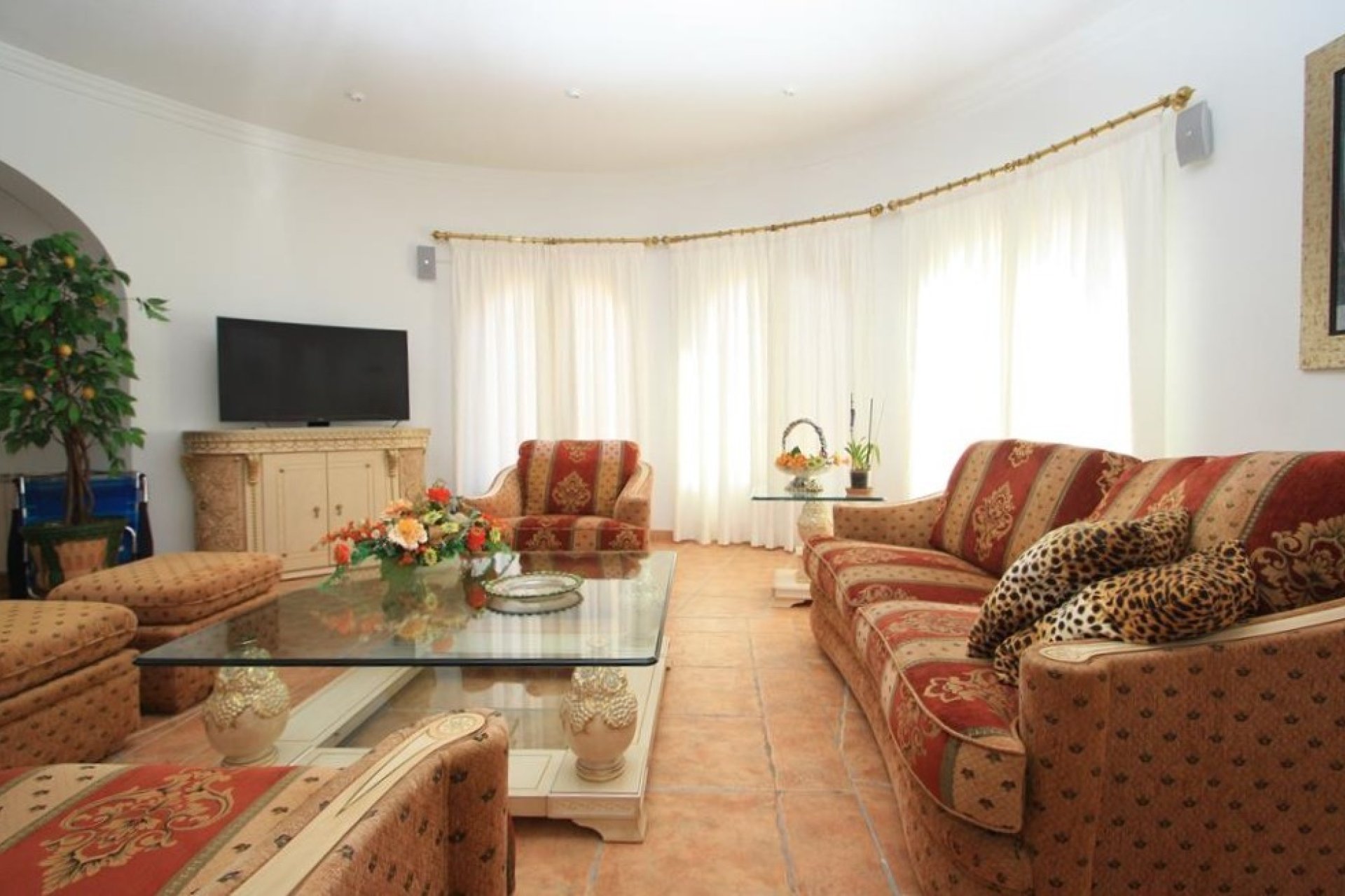 Resale - Villa - Calpe - Cucarres