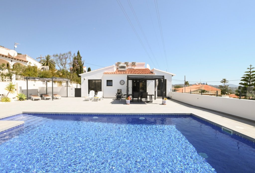Resale - Villa - Calpe - Cucarres