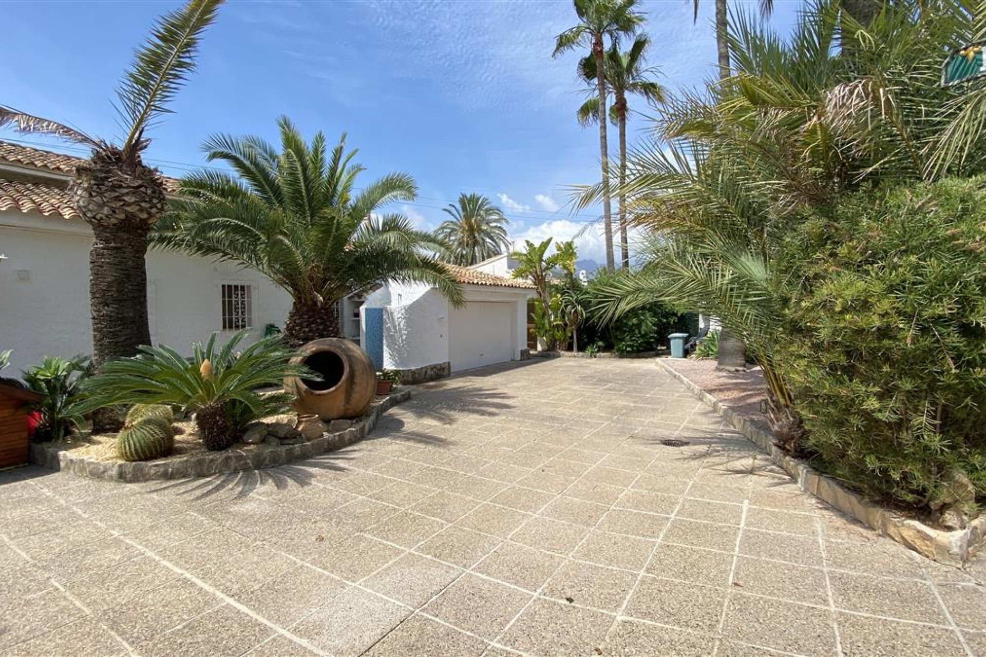 Resale - Villa - Calpe - Empedrola