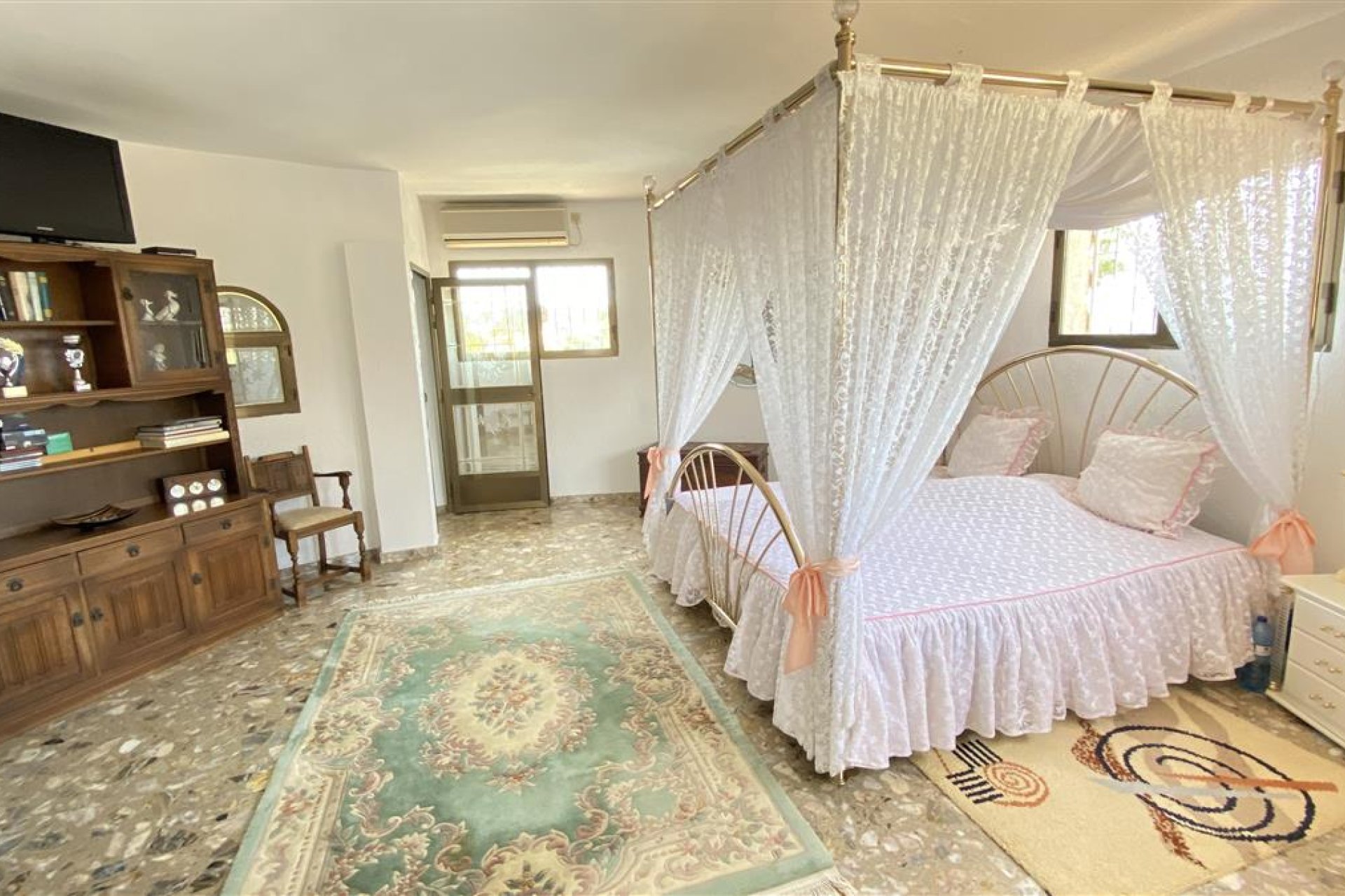 Resale - Villa - Calpe - Empedrola