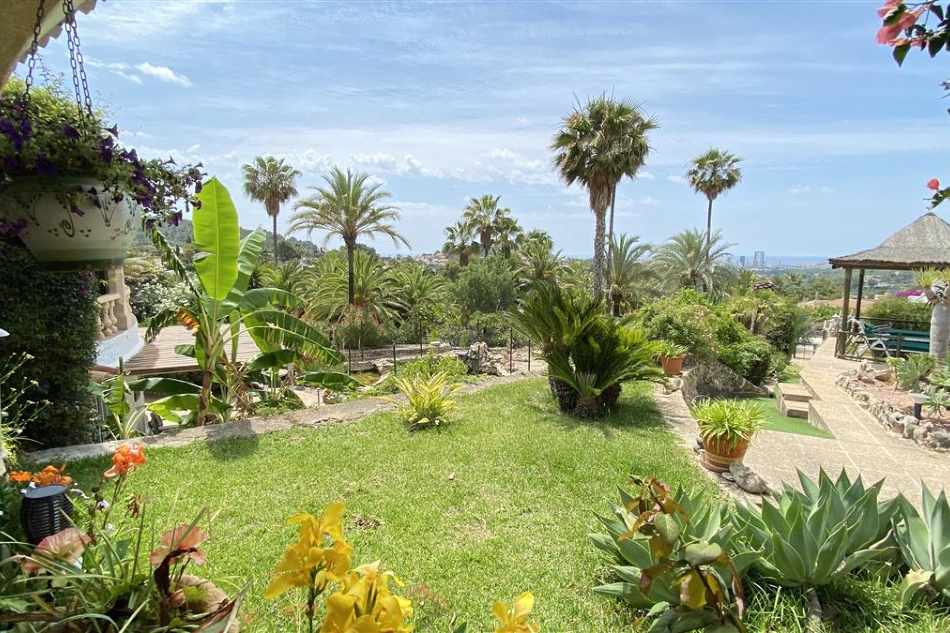 Resale - Villa - Calpe - Empedrola