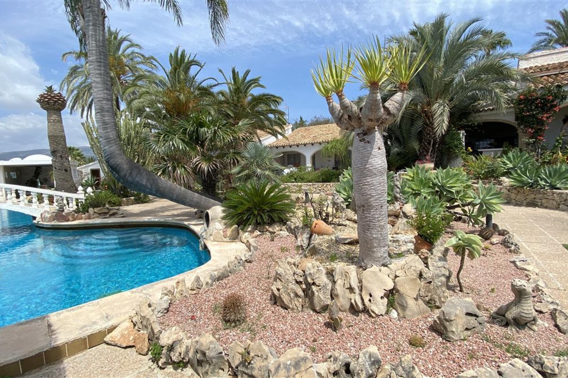 Resale - Villa - Calpe - Empedrola
