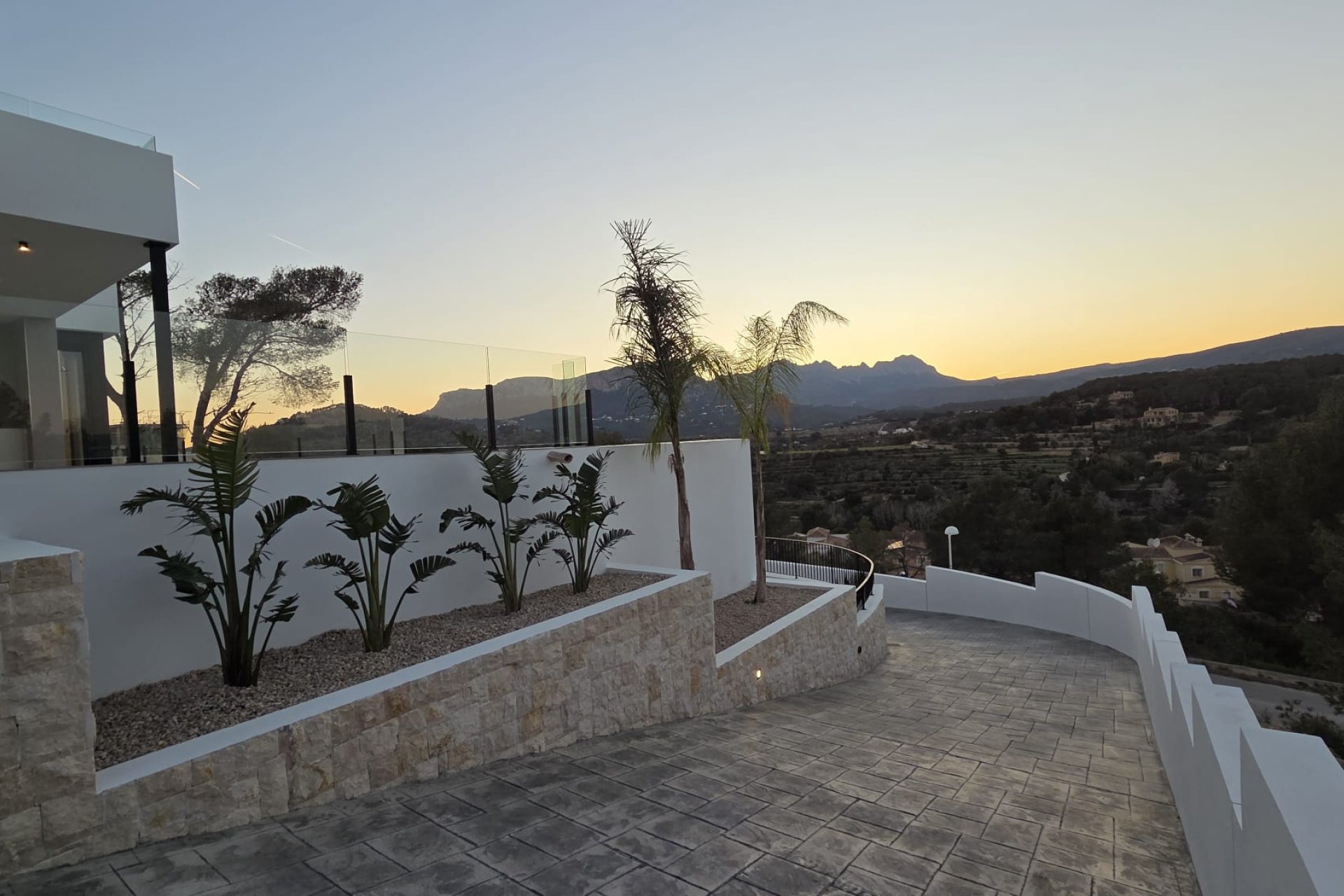 Resale - Villa - Calpe - Empedrola