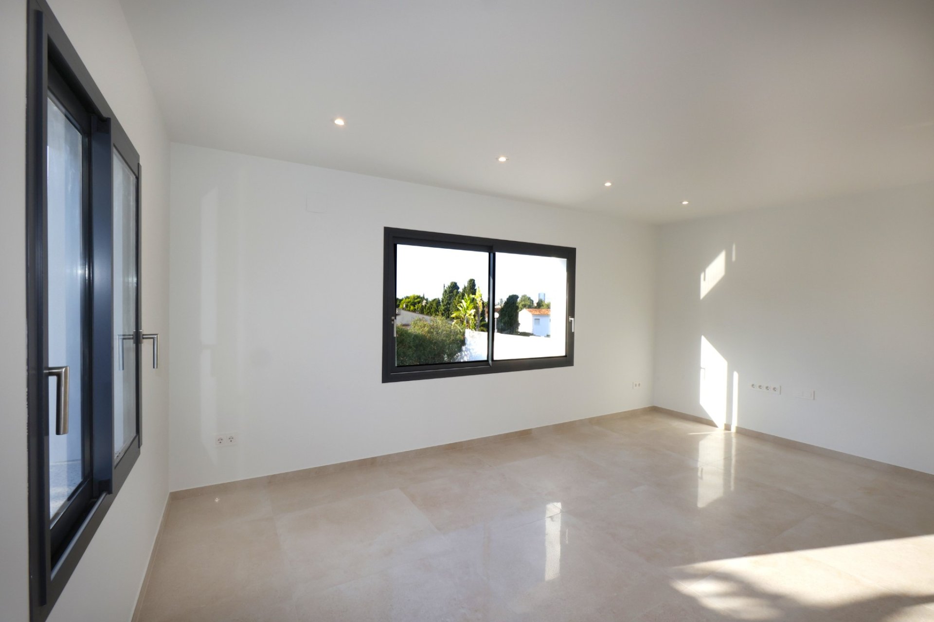 Resale - Villa - Calpe - Los Pinos