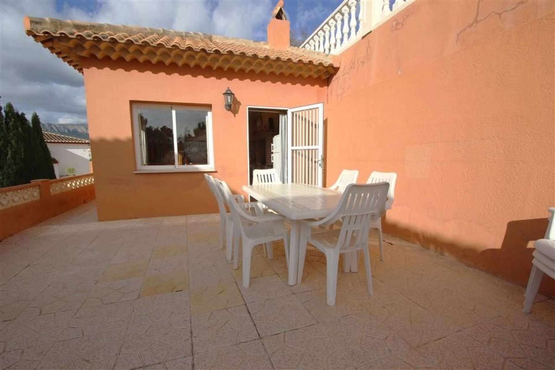 Resale - Villa - Calpe - Los Pinos
