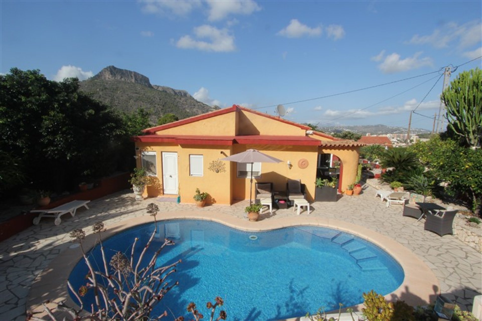 Resale - Villa - Calpe - Maryvilla