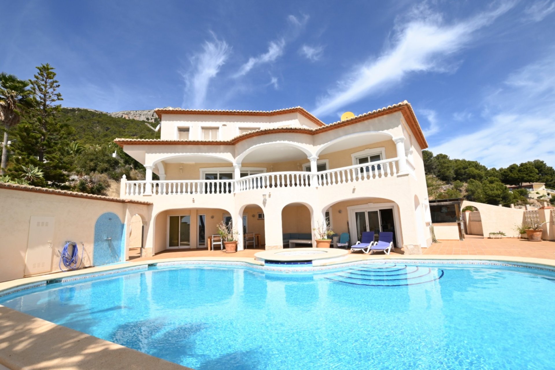 Resale - Villa - Calpe - Oltamar