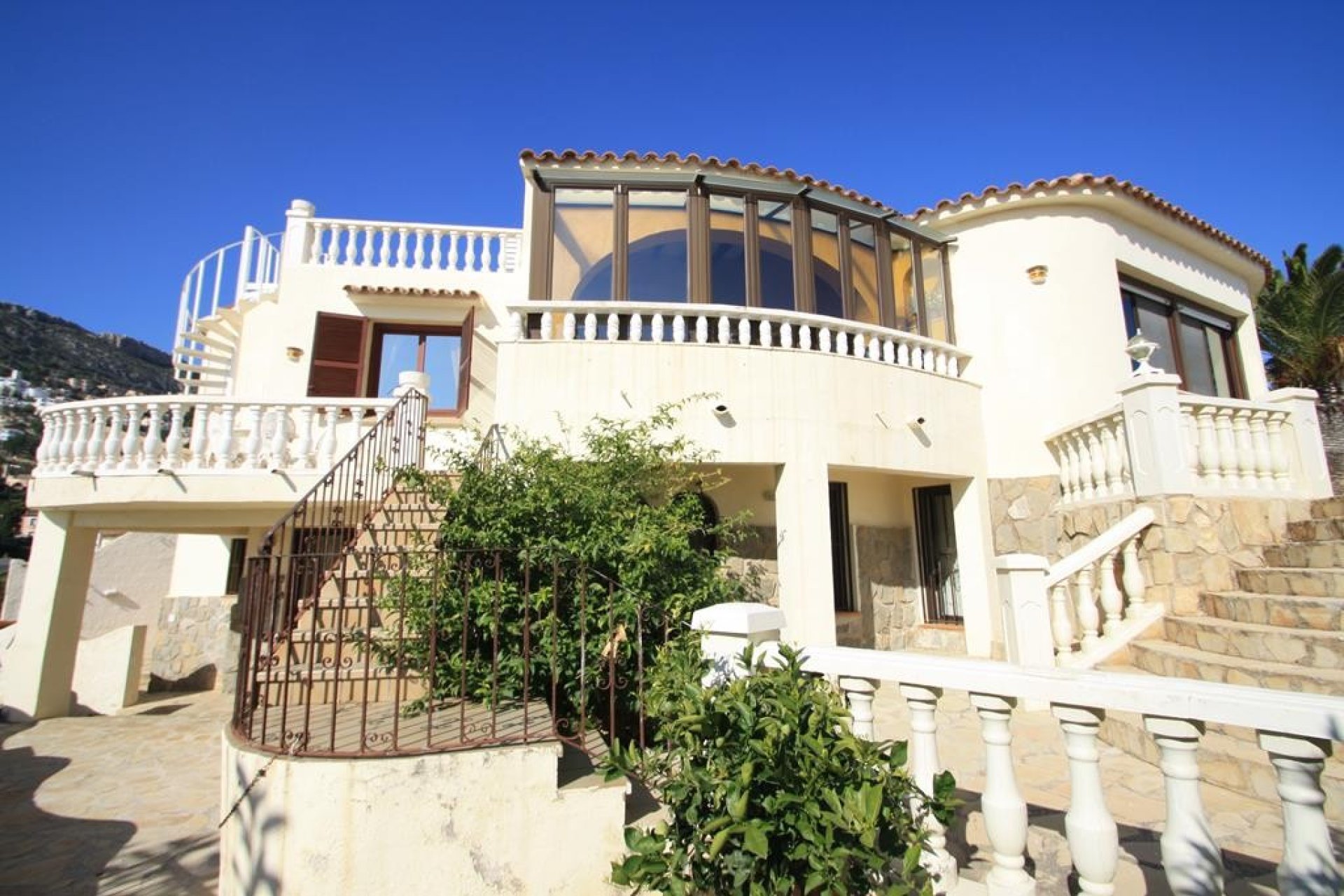 Resale - Villa - Calpe - Puerto blanco