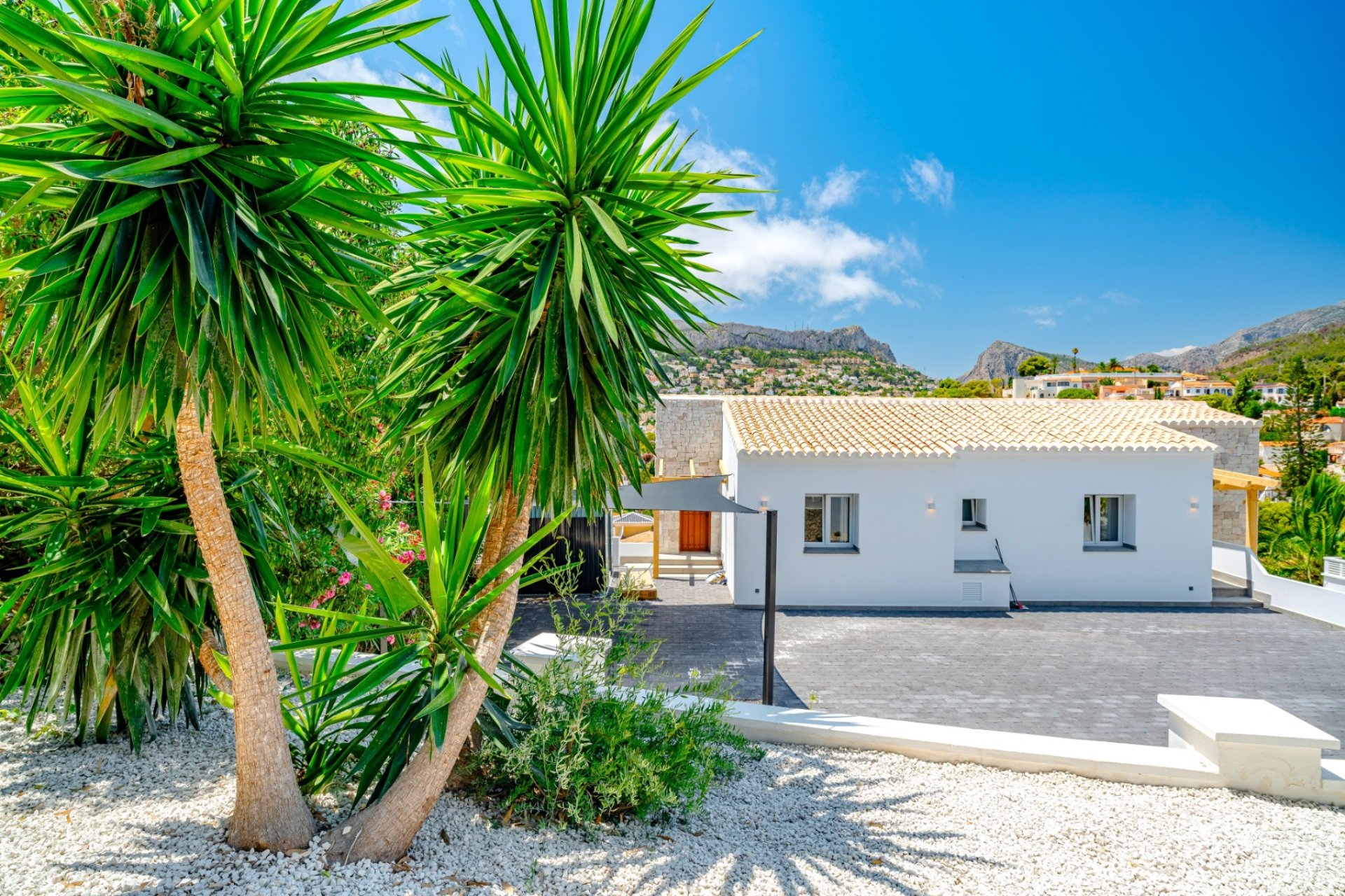 Resale - Villa - Calpe - Puerto blanco