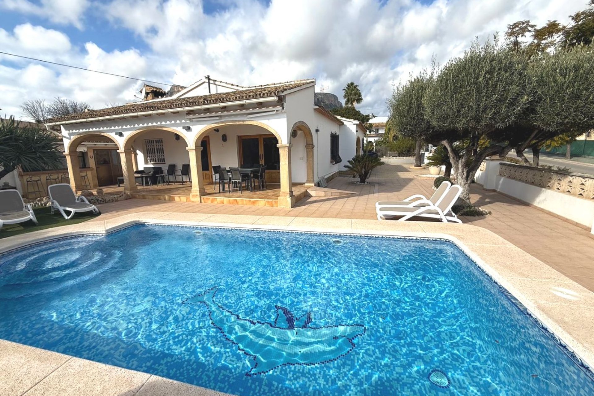 Resale - Villa - Calpe - Urbanizaciones