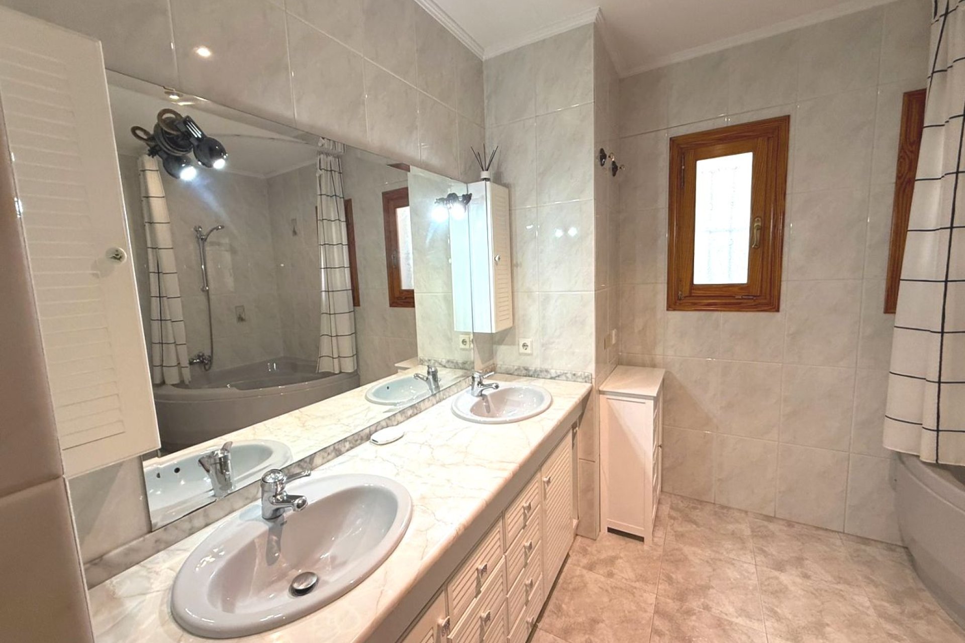 Resale - Villa - Calpe - Urbanizaciones