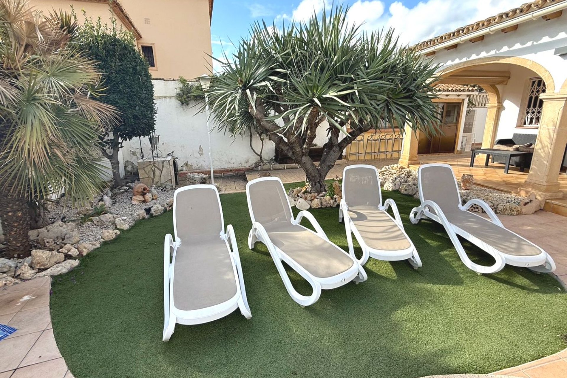 Resale - Villa - Calpe - Urbanizaciones