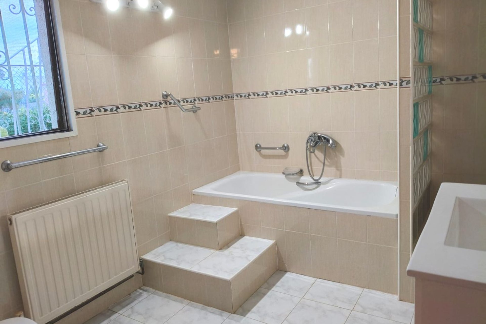 Resale - Villa - Calpe - Urbanizaciones