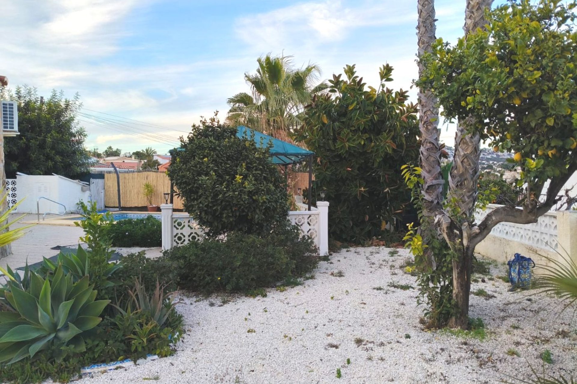 Resale - Villa - Calpe - Urbanizaciones