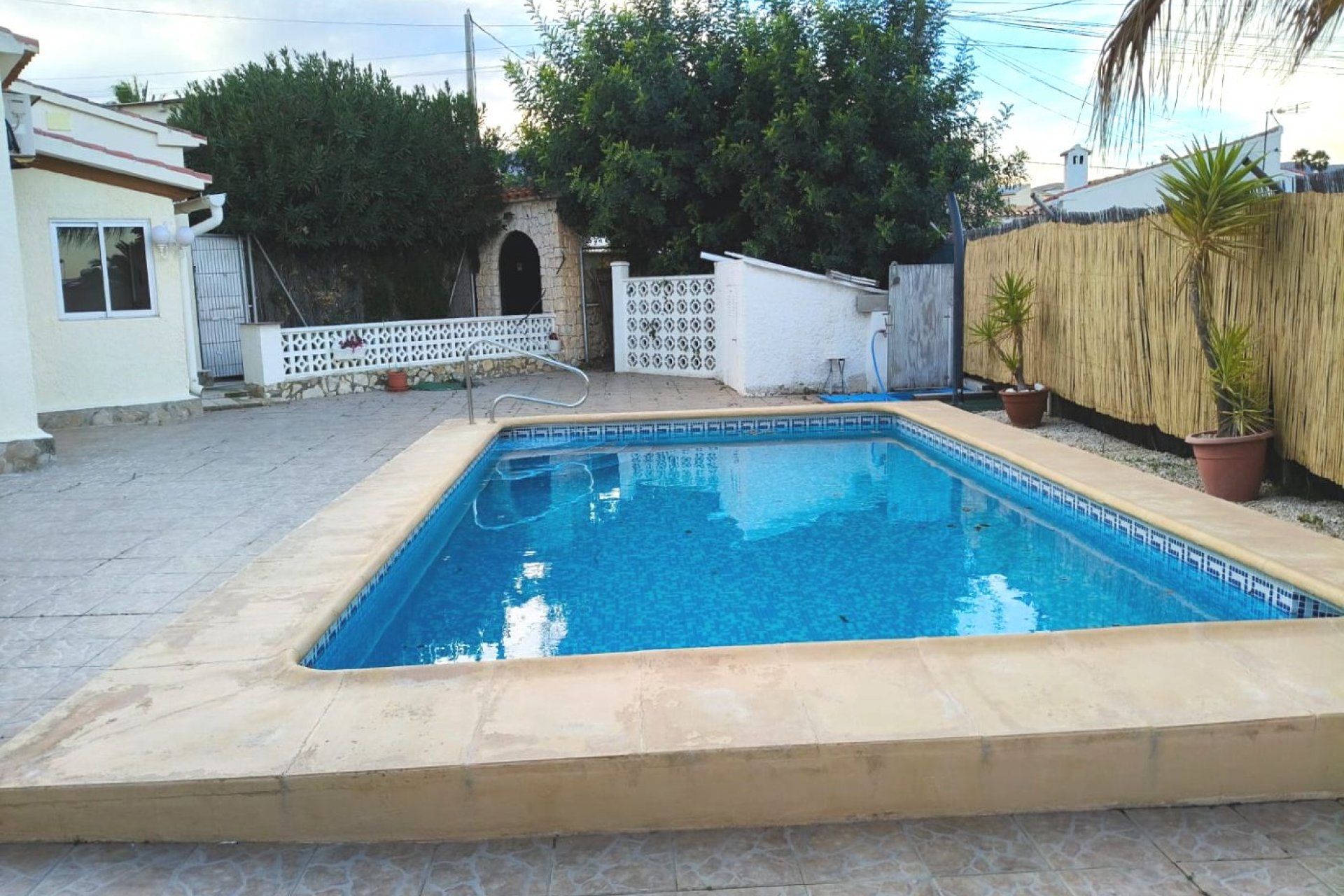 Resale - Villa - Calpe - Urbanizaciones