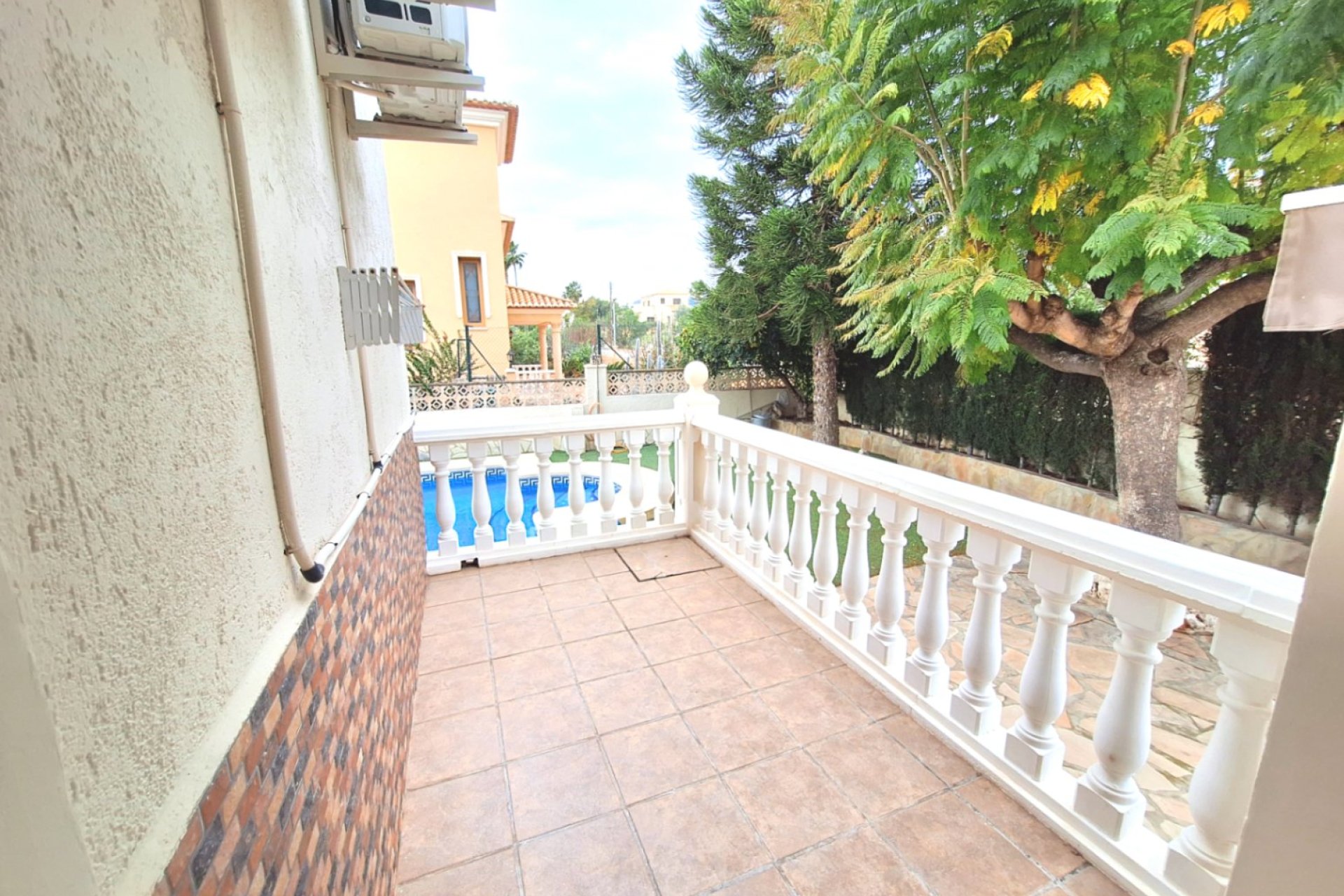 Resale - Villa - Calpe - Urbanizaciones