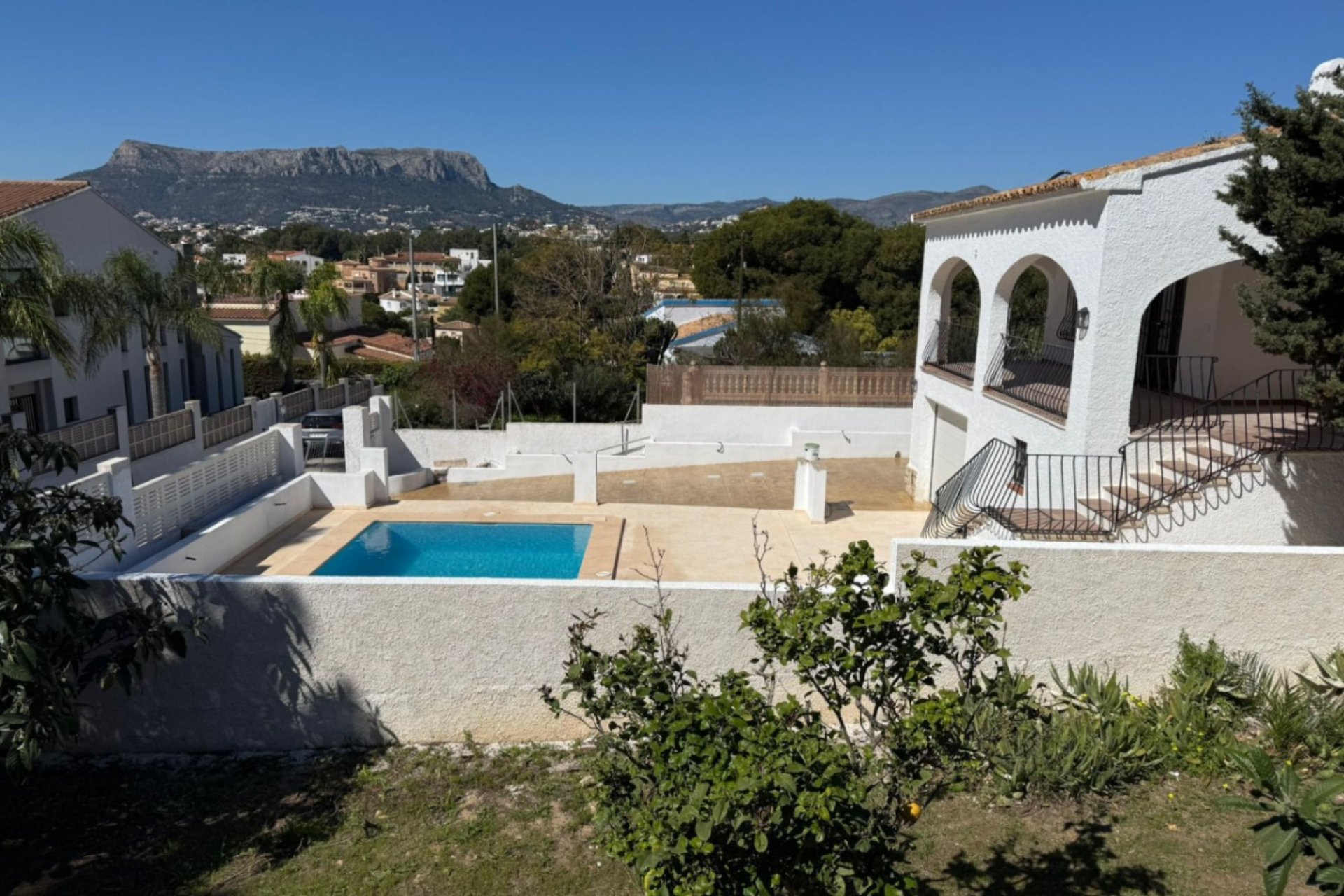Resale - Villa - Calpe - Urbanizaciones
