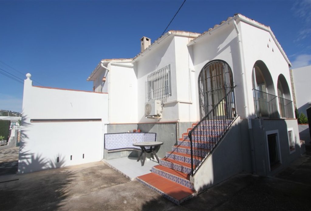 Resale - Villa - Calpe - Urbanizaciones
