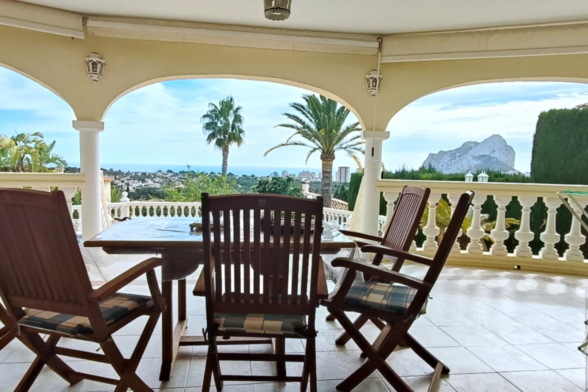 Resale - Villa - Calpe - Urbanizaciones