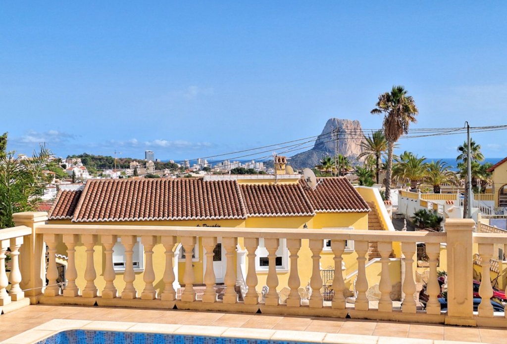 Resale - Villa - Calpe - Zona Residencial