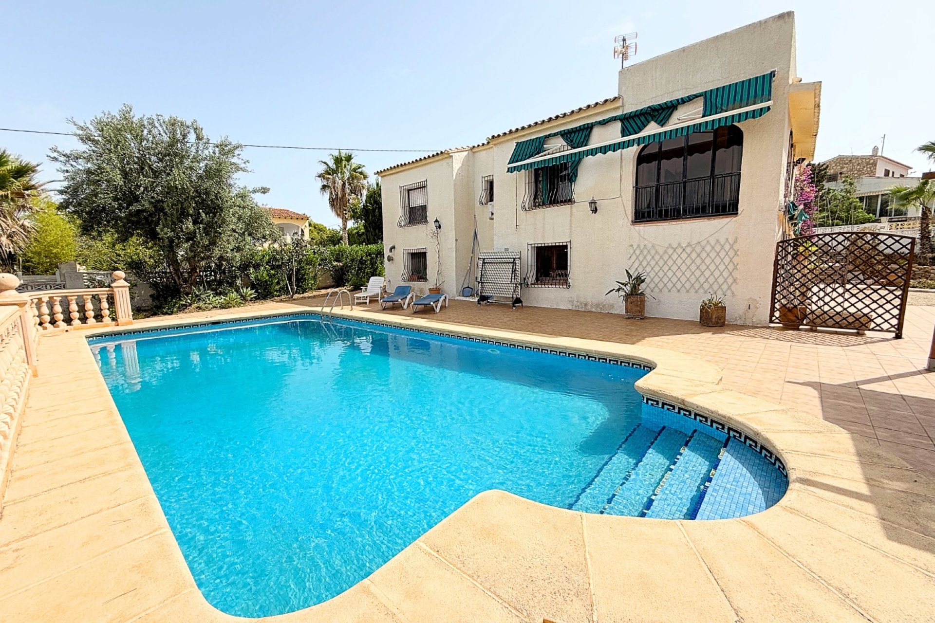 Resale - Villa - Calpe - Zona Residencial