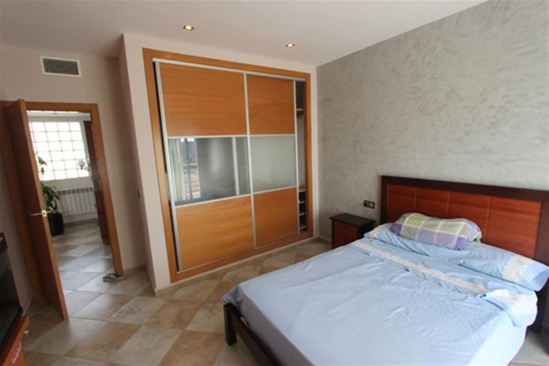Resale - Villa - Calpe
