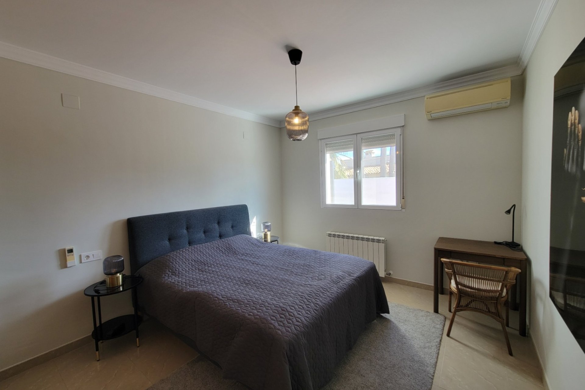 Resale - Villa - Calpe