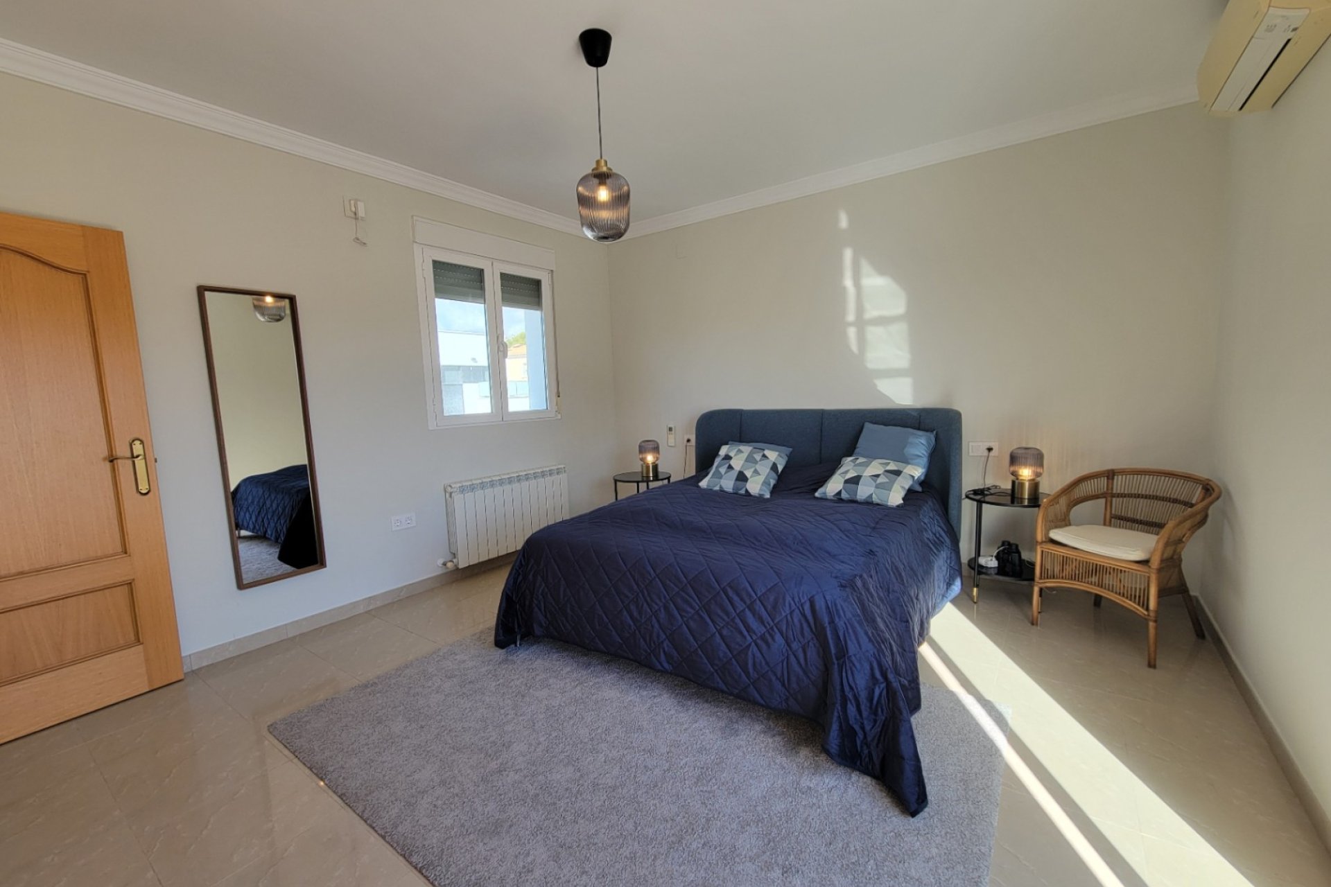 Resale - Villa - Calpe