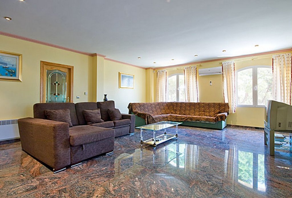 Resale - Villa - Calpe