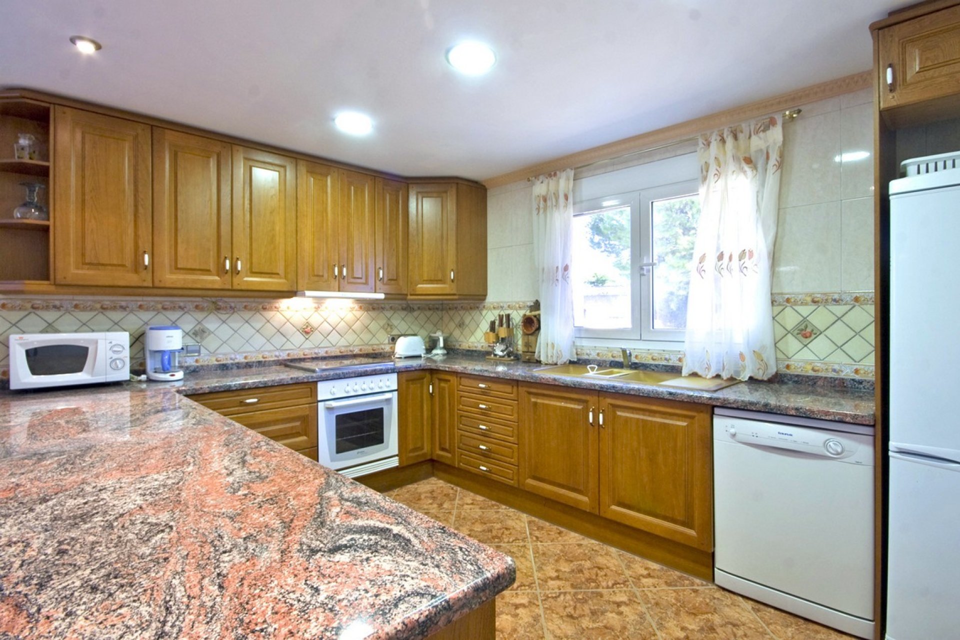 Resale - Villa - Calpe