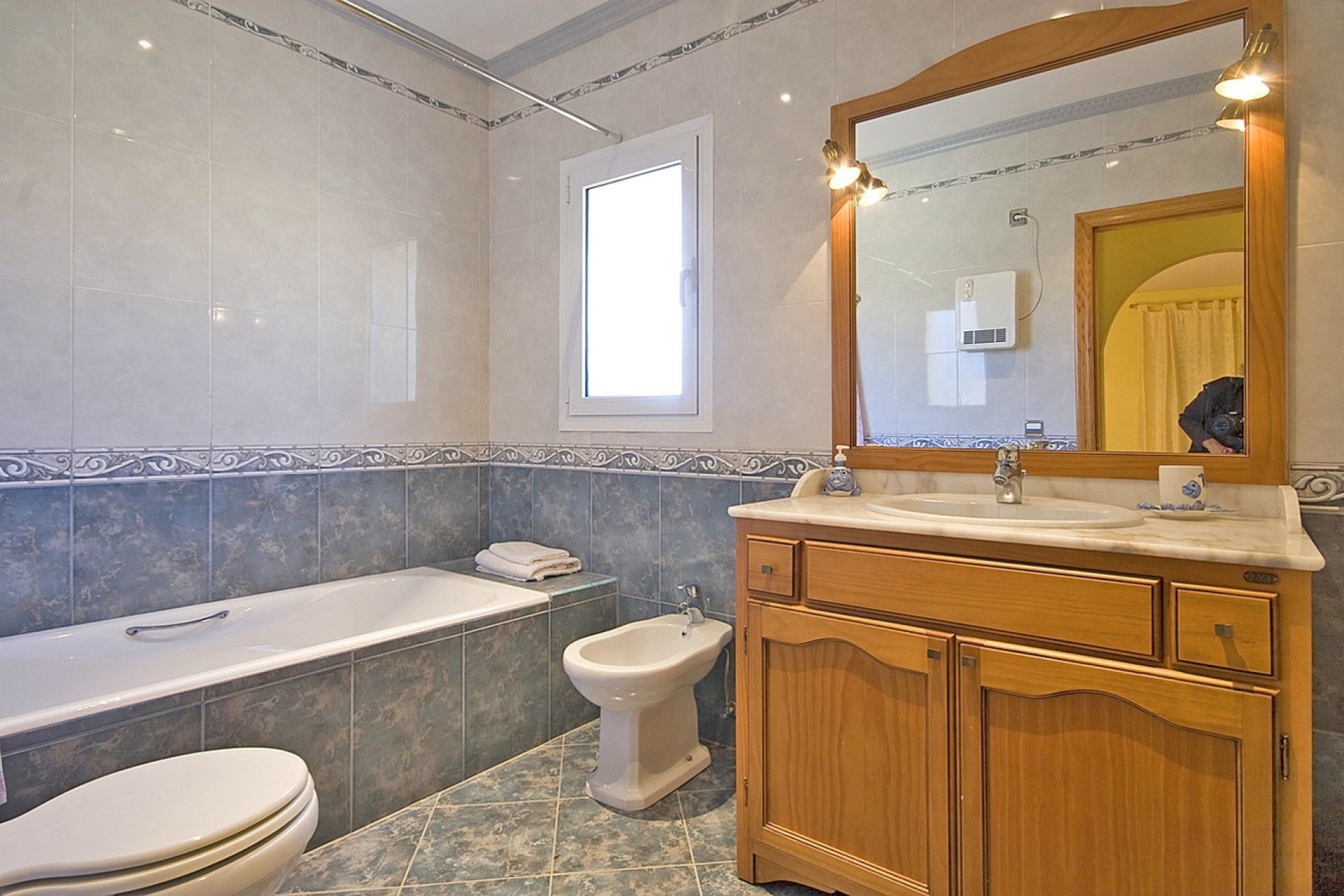 Resale - Villa - Calpe