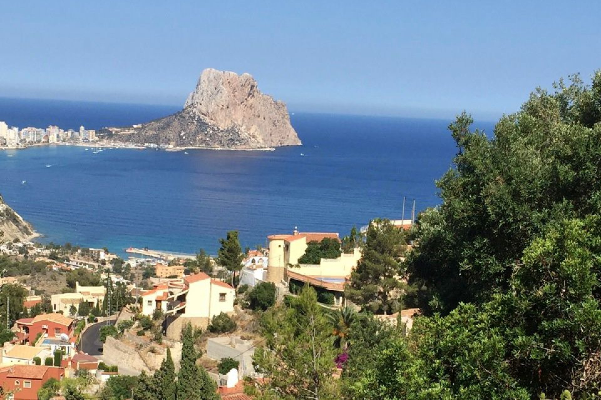 Resale - Villa - Calpe
