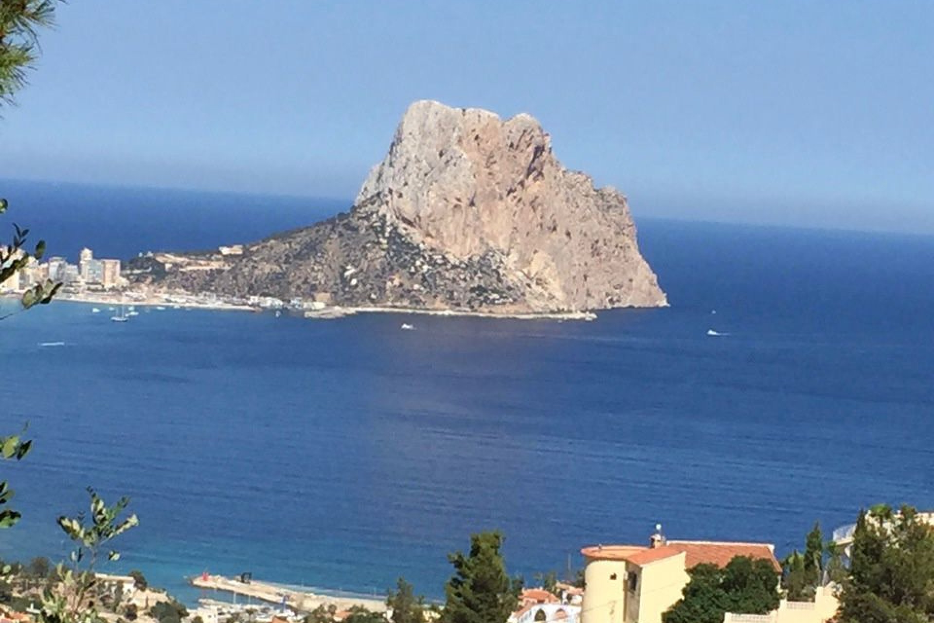 Resale - Villa - Calpe