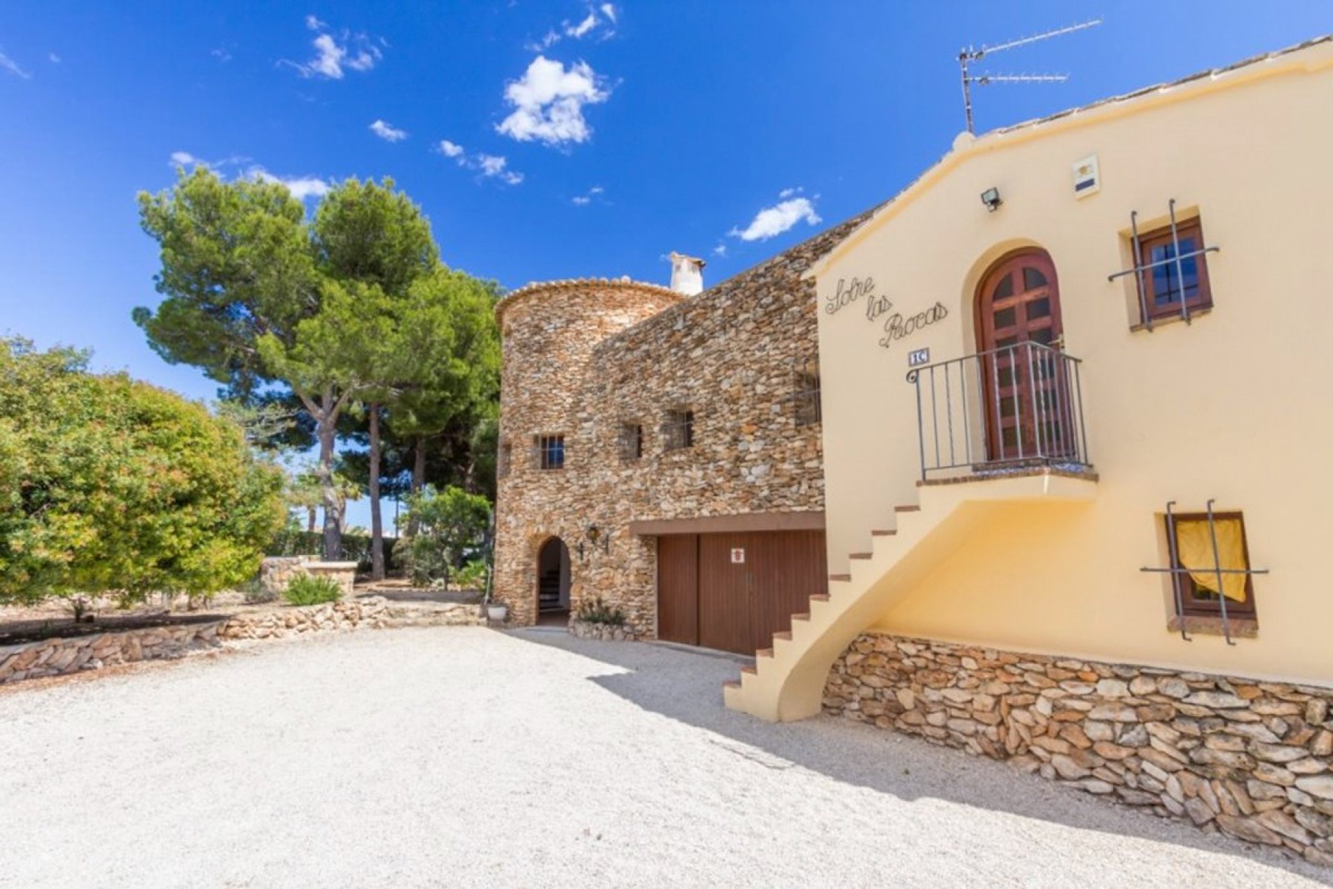 Resale - Villa - Calpe
