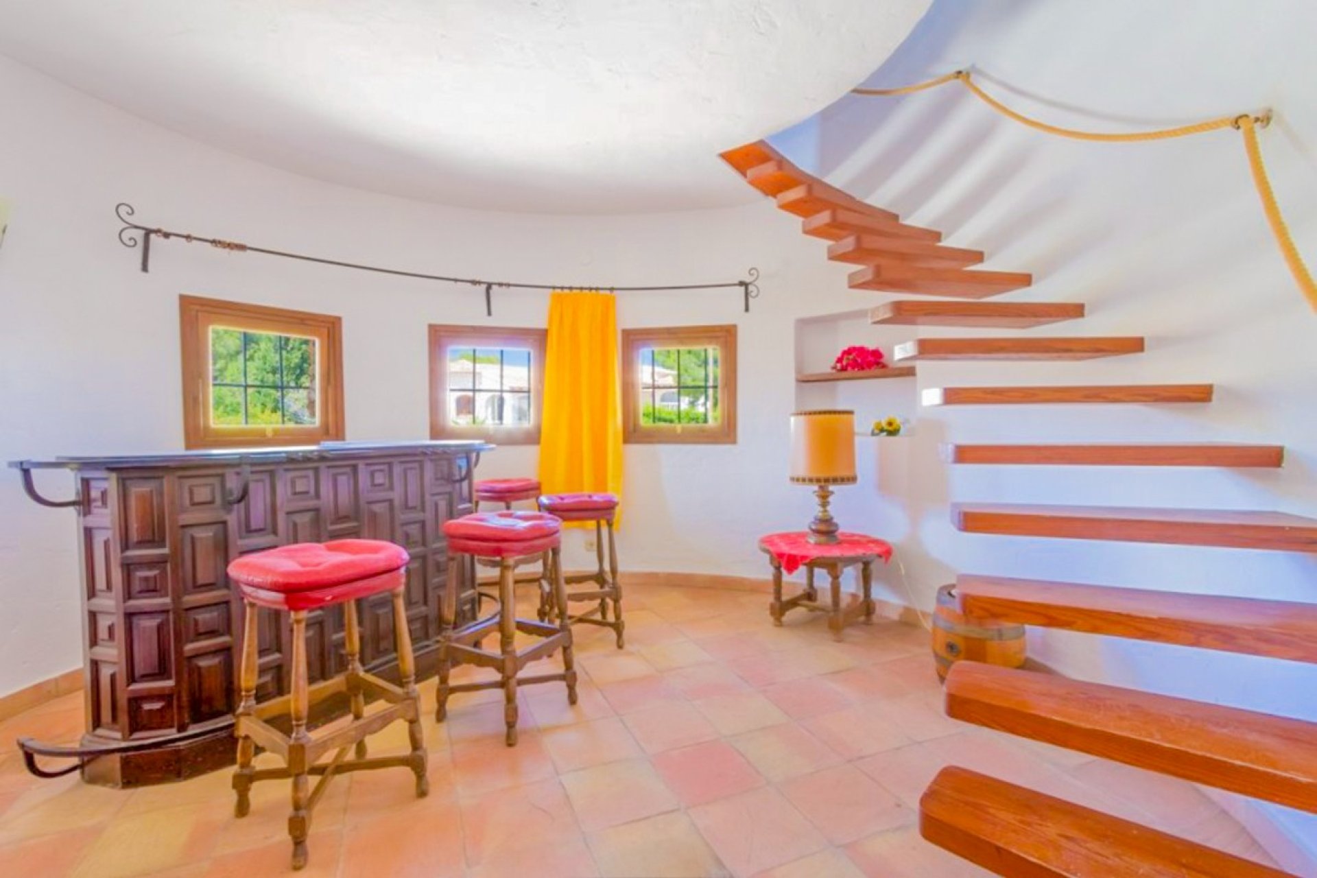 Resale - Villa - Calpe