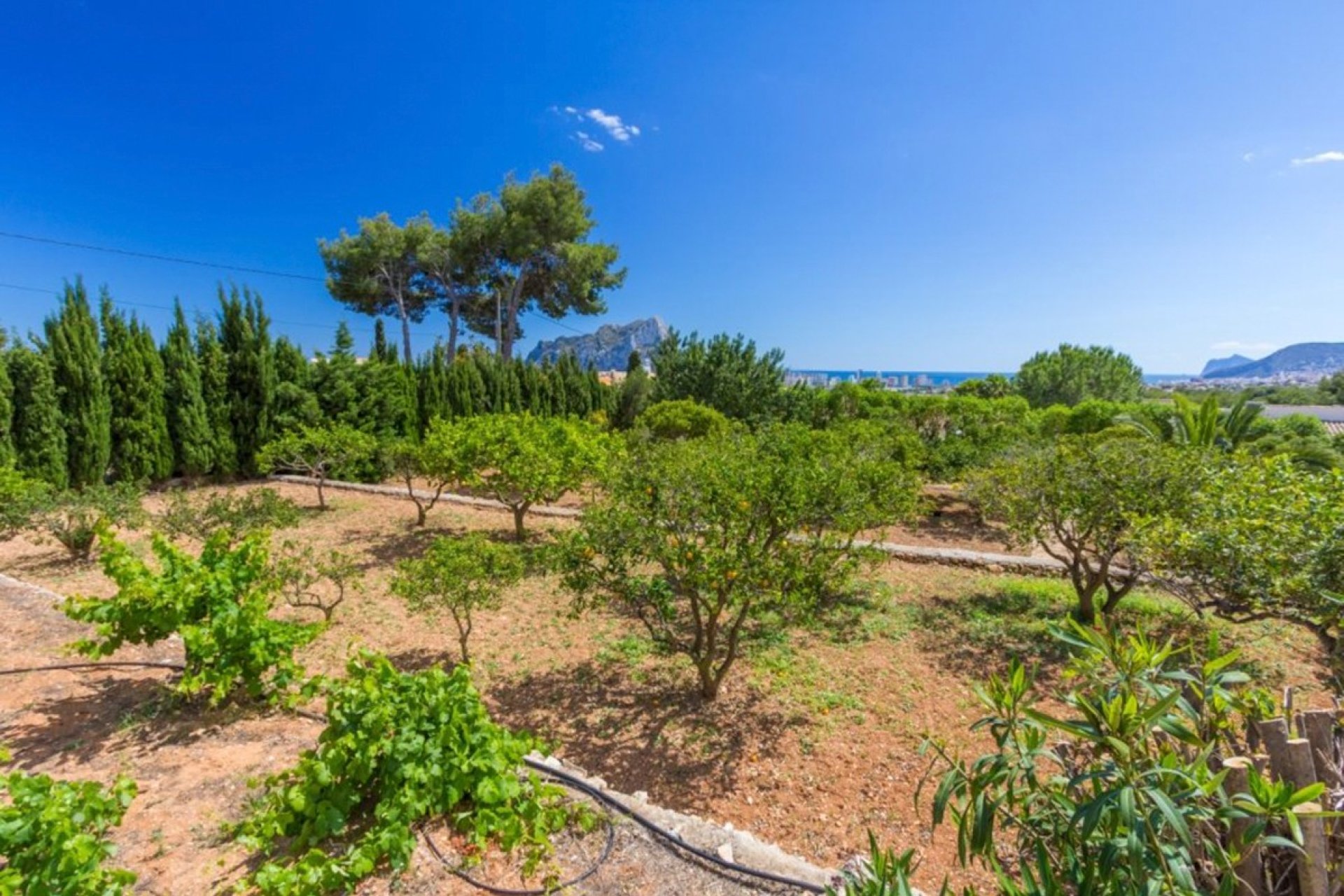 Resale - Villa - Calpe