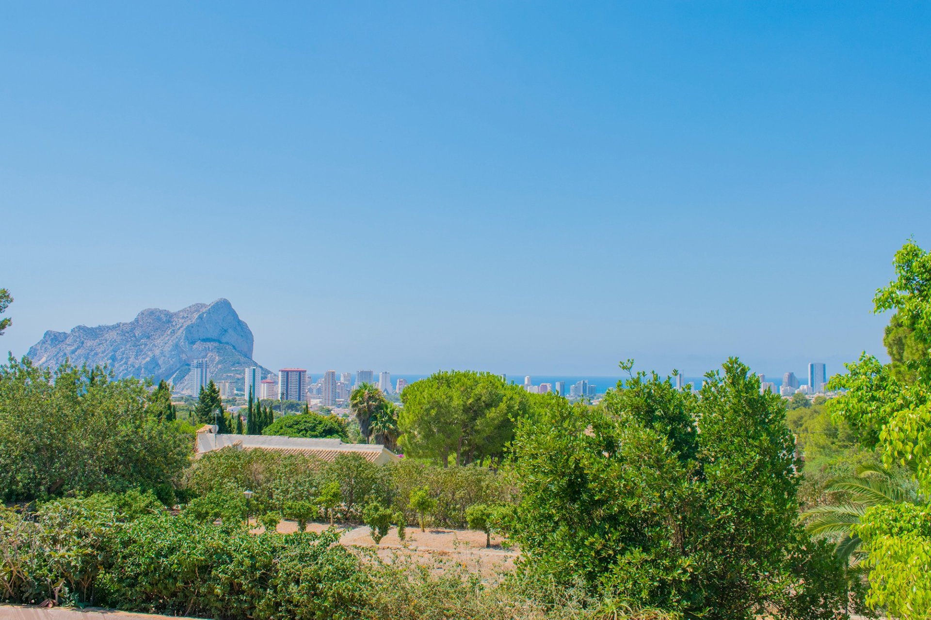 Resale - Villa - Calpe