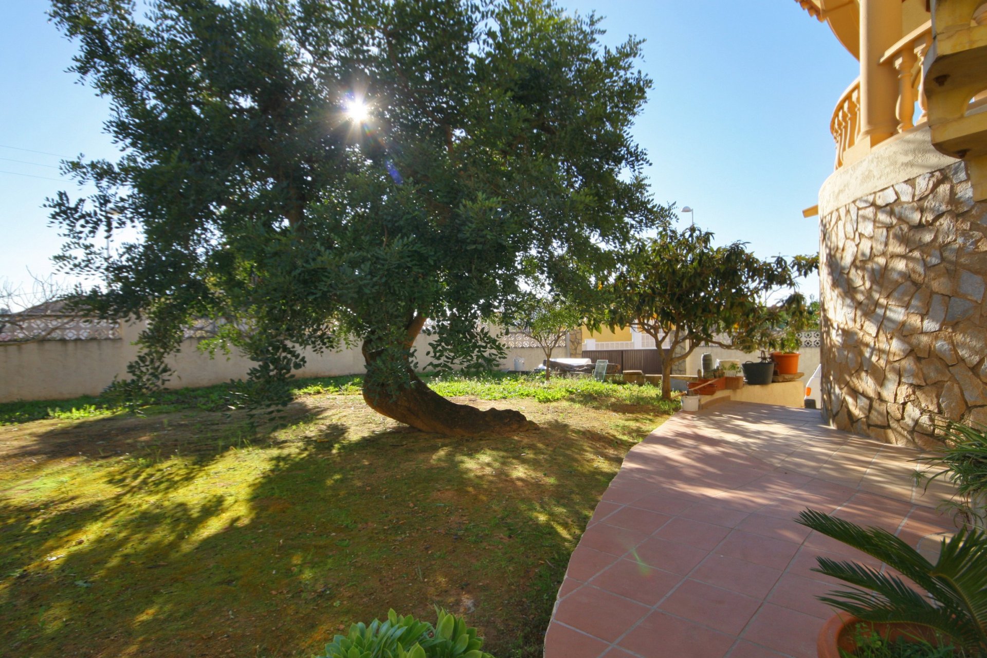 Resale - Villa - Calpe