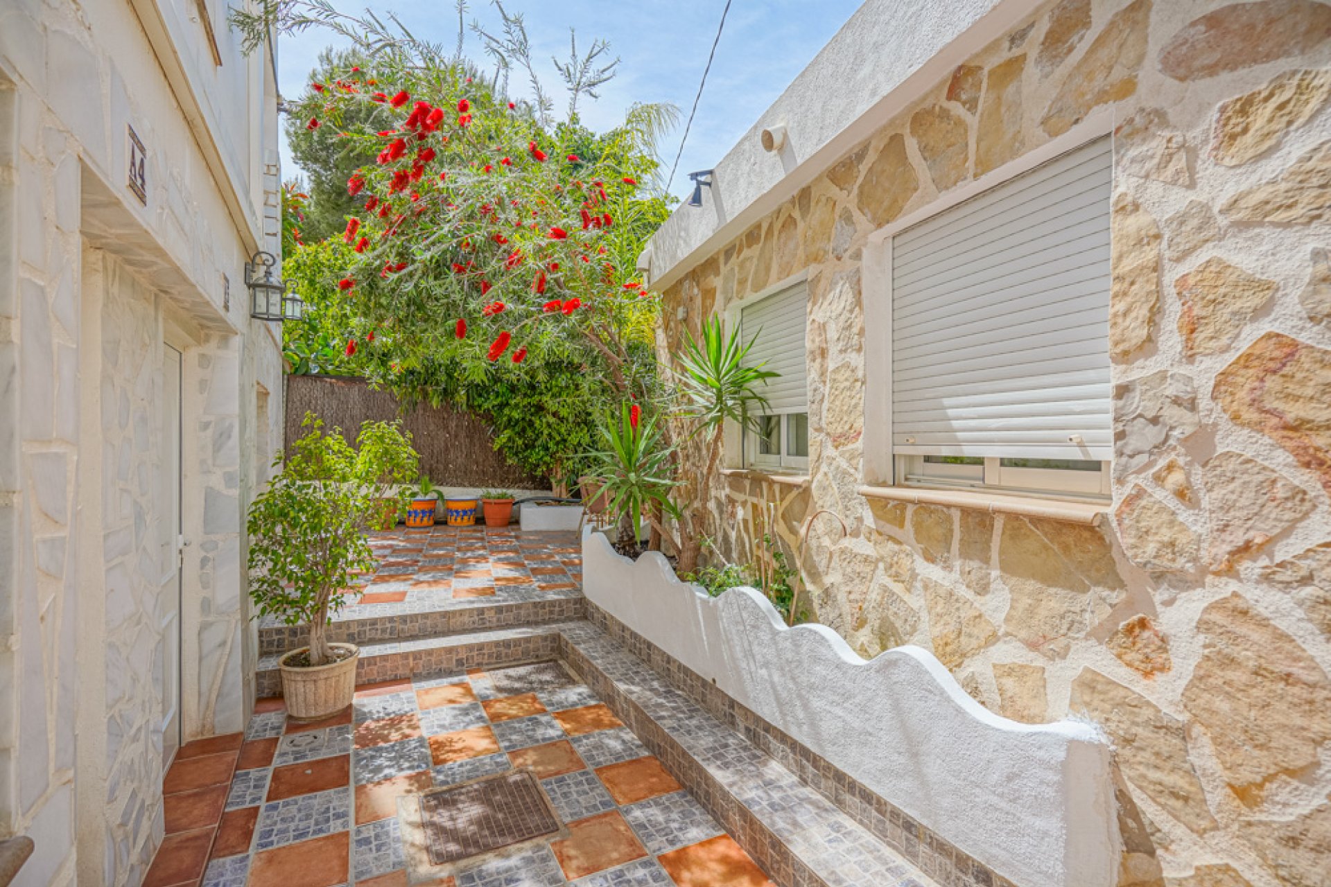 Resale - Villa - Calpe