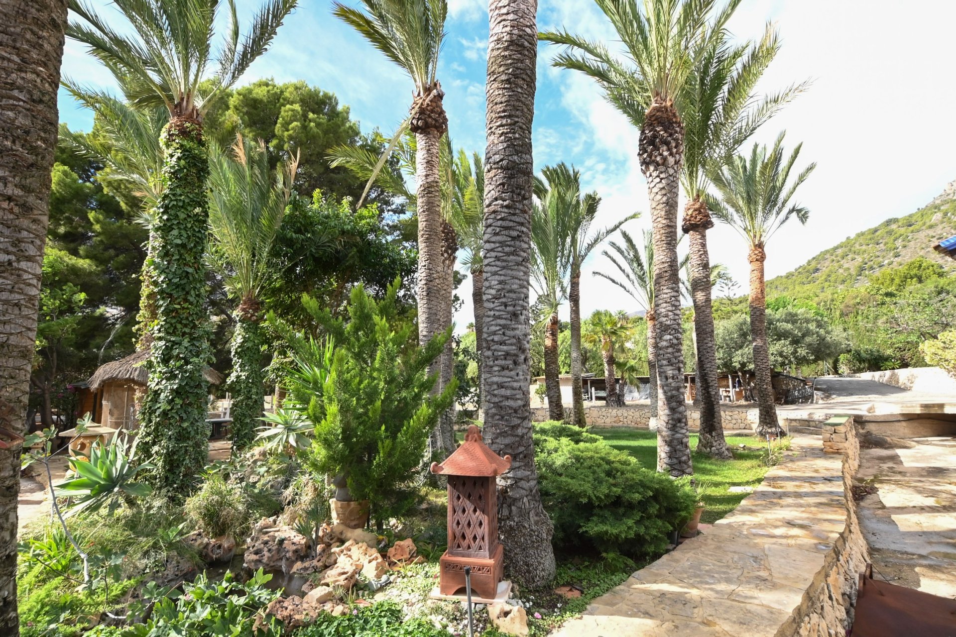 Resale - Villa - Calpe