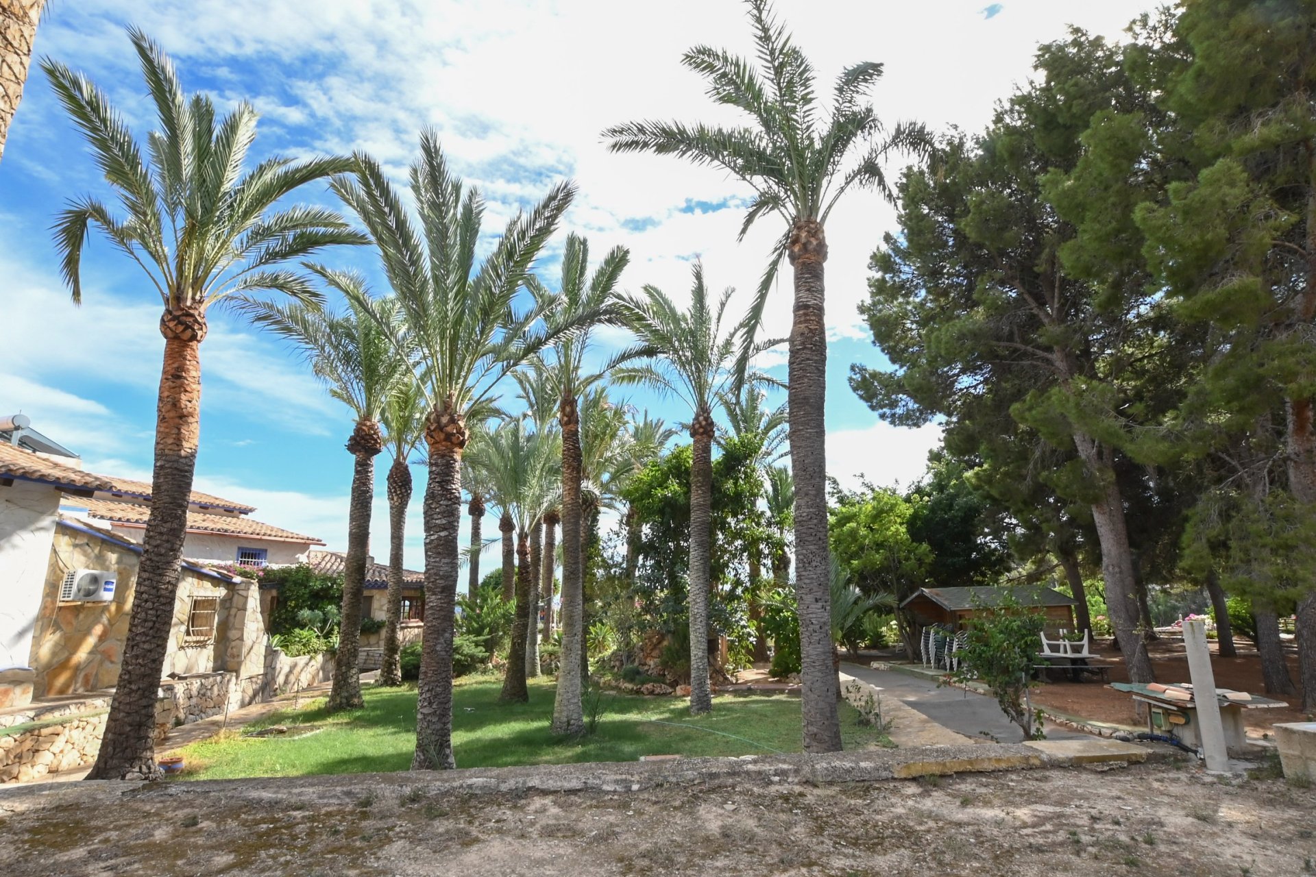 Resale - Villa - Calpe