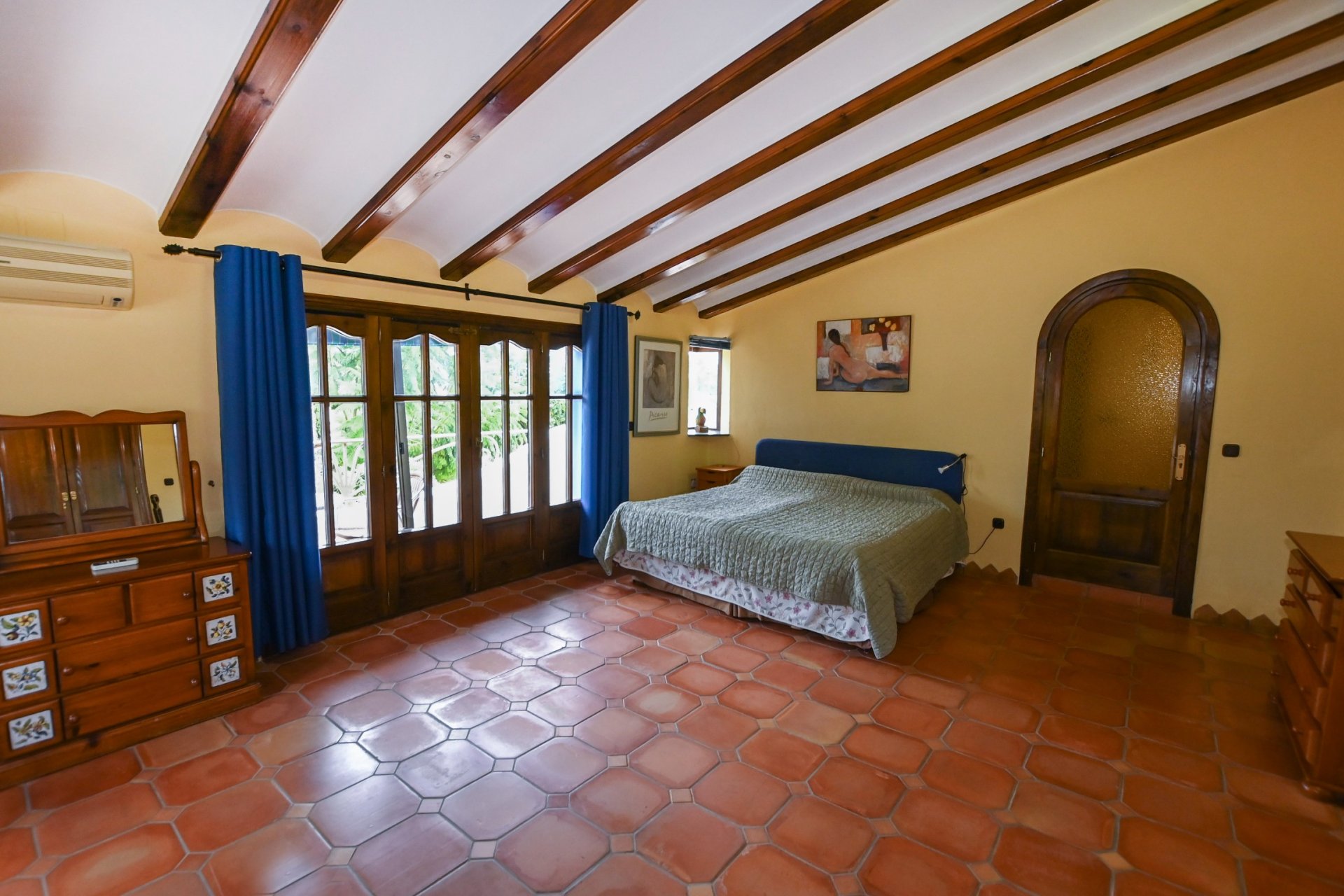 Resale - Villa - Calpe
