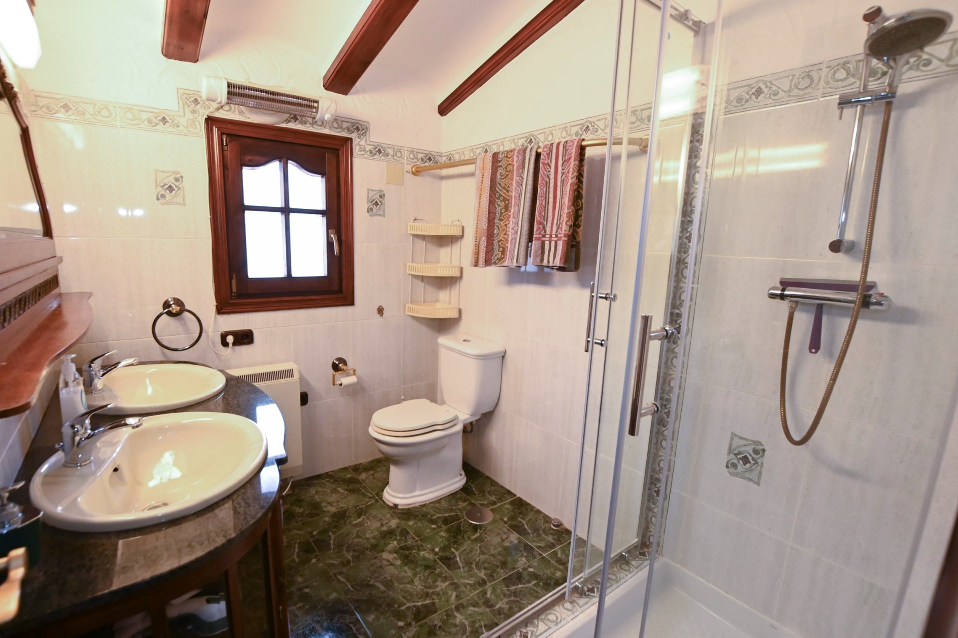 Resale - Villa - Calpe
