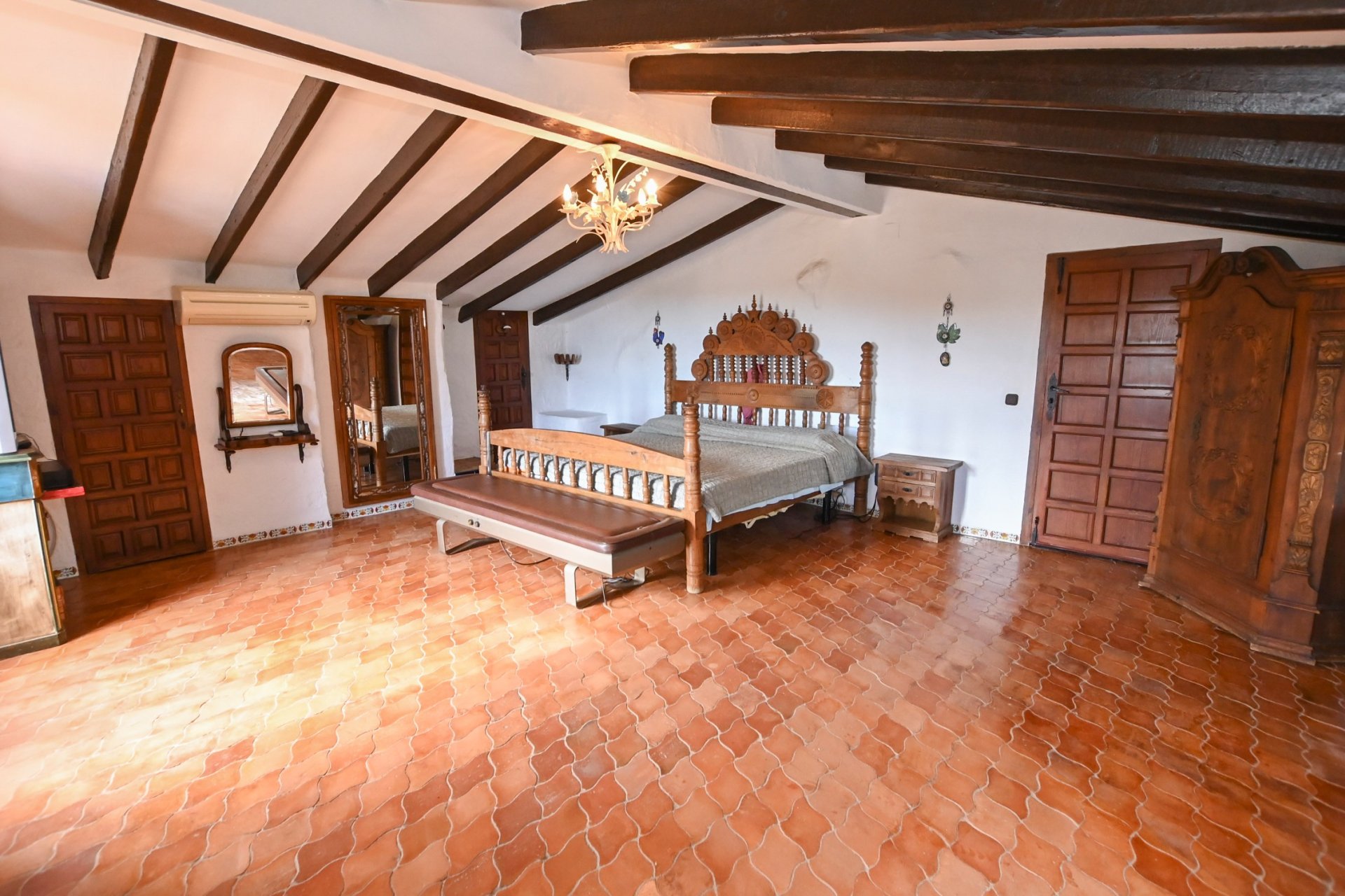 Resale - Villa - Calpe