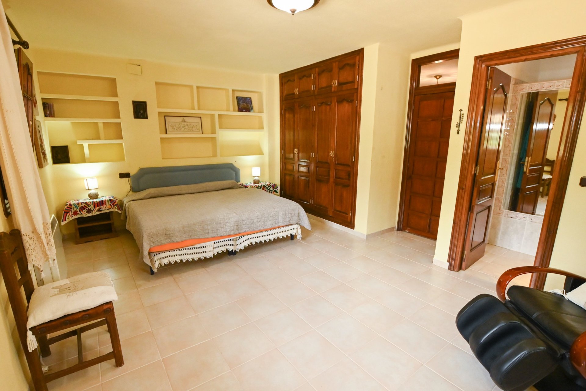 Resale - Villa - Calpe