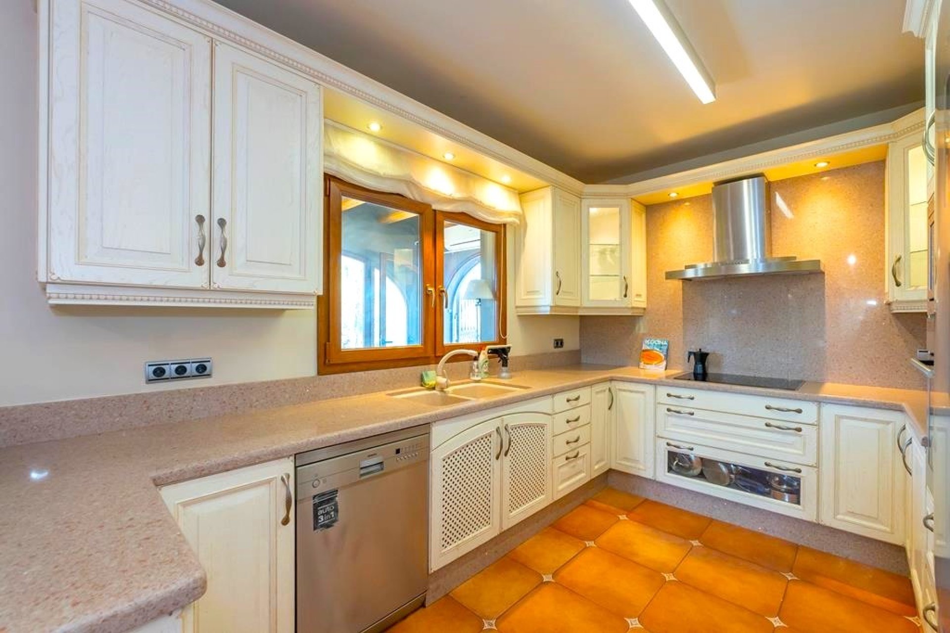 Resale - Villa - Jalon - Xalo - Valle de Paraiso